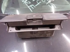 260.gm8n15 Silvrdo25 2015 Glove Box 1224980