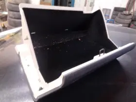 260.to1c08 Prius 2008 Glove Box 1124881