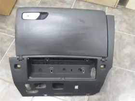 260.au1d20 Audi A3 2020 Glove Box 260940