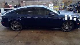 260.au1j14 Audi S7 2014 Glove Box 6435188