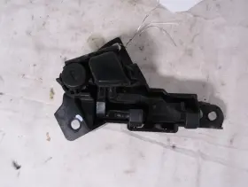 1600086 Bmw 11 - 2016 550i 535i F10 Front Glove Box Lock
