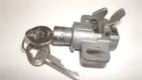 602067 Briggs & Stratton Console Lock Assembly And Gm Keys Chevy Chevrolet Impala Ss 1962 Only