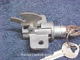 602660 Briggs & Stratton Nos Console Lock Assembly With Gm Keys Chevy Chevrolet Impala 1964 Only