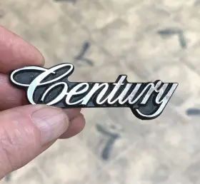 20353668 Buick Century Chrome/black Metal Interior Dash Emblem 3 Inch Vg Condition