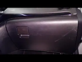 260.gm4r11 Buick Regal 2011 Glove Box 1565976