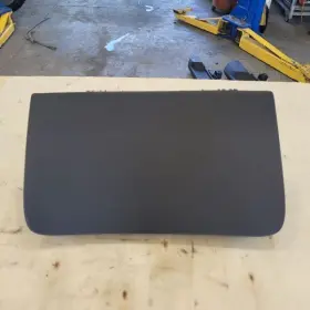 23105162 Cadillac Escalade 2019 Glove Box 25750