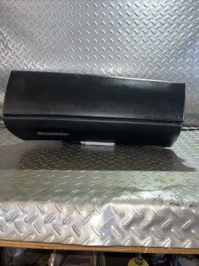 25750028 Cadillac 00-05 Deville Oem Factory Glove Box Door With Latch Storage Compartment
