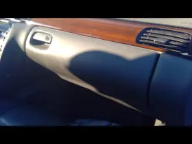 260.gm6y01 Cadillac Seville 2001 Glove Box 612005