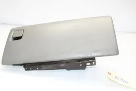 15707428 Chevrolet 99-06 Chevy Silverado Glovebox Storage Compartment Y2820