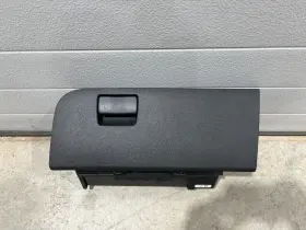22830709 Chevrolet 11-15 Chevy Volt Right Passenger Side Glove Box Compartment Dash Storage Bin