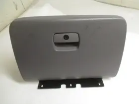 260-01038d Chevrolet 2006 2007 Trailblazer Gray Glovebox Glove Box Assembly Oem Lkq