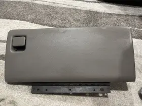 260-2000silverado Chevrolet 99-02 Gm Truck Dark Graphite Gray Glovebox Handle Trim Panel Bracket