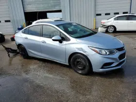260.gm1e17 Chevrolet Cruze 2017 Glove Box 7497607