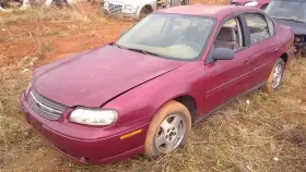 260.gm1h04 Chevrolet Malibuold 2004 Glove Box 190068