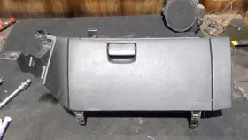 260.gm1p15 Chevrolet Impalanew 2015 Glove Box 928217