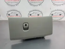 260.gm1z12 Chevrolet 2005-13 C6 Corvette Glove Box Assembly Passenger Side Dash Gray - Oem