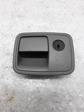 299.gm1q00 Chevrolet Glove Box Handle Lever Gray 2000 Impala Z-118-1p