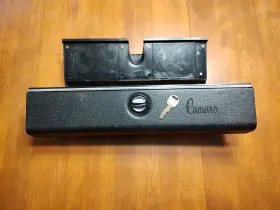 6264757 Chevrolet 70 71 72 73 74 75 76 77 78 79 80 81 Camaro Glove Box Door Inner Lock And Key 6264757 Chevrolet 70 71 72 73 74 75 76 77 78 79 80 81 Camaro Glove Box Door Inner Lock And Key