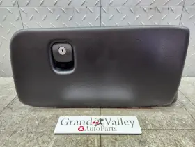 6376949 Chevrolet 2000-2004 C5 Corvette Glove Box Black Used Oem Tab Damage Repairable