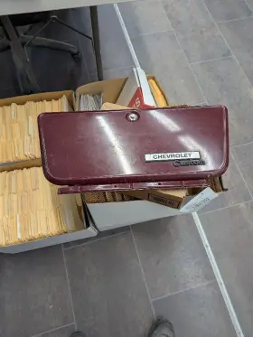 260.gm8569 Chevrolet Truck Tchev10 1969 Glove Box 2217118