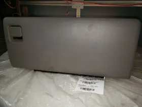260.gm8b03 Chevrolet Truck 2003-06 Silverado Sierra Tahoe Suburban Pewter Gray Dash Glove Box Door L135483