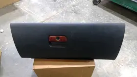 260.gm8b08 Chevrolet Truck Tahoe 2008 Glove Box 622210