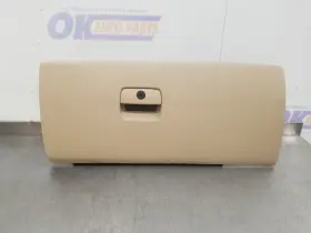 260.gm8c08 Chevrolet Truck 08 2008 Chevy Tahoe Ltz Glove Box Tan