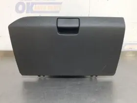 260.gm8g20 Chevrolet Truck 20 2020 Chevy Colorado Glove Box Black