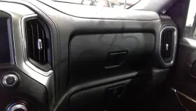 260.gm8n23 Chevrolet Truck Silvrdo25 2023 Glove Box 997894