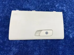 1826188xw1 Chrysler 15-17 200 Glove Box Door Oem