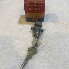 1649536 Chrysler Mopar 1955 1959 Dodge Desoto Plymouth Glove Box Lock Nos