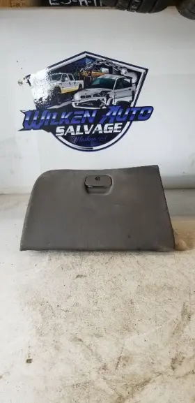260.dw1l01 Daewoo Leganza 2001 Glove Box 981911