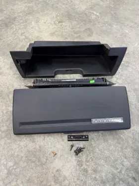 1nm85lu7aa Dodge 2013 2014 2015 2016 2017 2018 Ram 1500 Upper Glove Box Door Oem 1nm85lu7aa Dodge 2013 2014 2015 2016 2017 2018 Ram 1500 Upper Glove Box Door Oem
