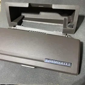 2190317 Dodge Ram Upper Glove Box Door And Laramie - Gtv