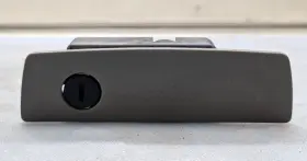 5jm55trmab Dodge 05-10 Charger Magnum Chrysler 300 Glove Box Latch Lock Handle Assembly Tan