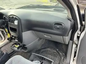 Dodge Truck 260.ch8405 Caravan 2005 Glove Box 593602