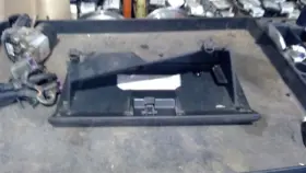 260.ch8804 Dodge Truck Ram3500 2004 Glove Box 913431 260.ch8804 Dodge Truck Ram3500 2004 Glove Box 913431