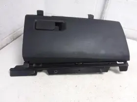 260.ch8d21 Dodge Truck Ram3500 2021 Glove Box 940301