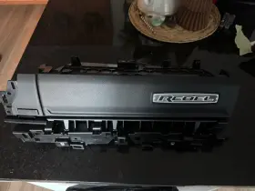 6fl69tx7ah Dodge Trucks 2019-2023 Ram 1500 Rebel Front Right Upper Glove Box Black Crew Cab