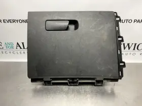 735577227 Fiat 2016 -17 500 Black Dash Glove Box Storage Compartment Assembly Oe