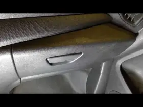 260.fd1117 Ford Transcnct 2017 Glove Box 411032