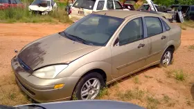 260.fd1f01 Ford Focus 2001 Glove Box 236957