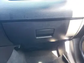 260.fd1f12 Ford Mustang 2012 Glove Box 139148