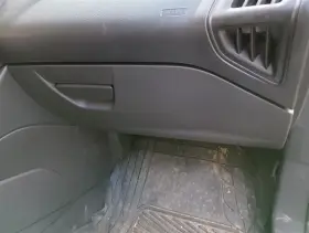260.fd1g13 Ford Focus 2013 Glove Box 236100