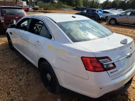 260.fd1t16 Ford Taurus 2016 Glove Box 4792389