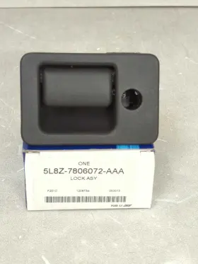 5l8z-7806072-aaa Ford New Oem Genuine Glove Box Door Handle Latch 2005-2007 Escape Tribute Black