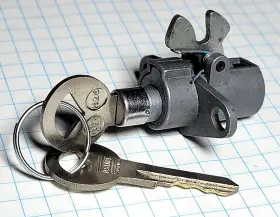 601660 Ford 1959-61 Cars And 1964 Galaxy Wagon Glove Compt Lock W 2 Keys 601660 Ford 1959-61 Cars And 1964 Galaxy Wagon Glove Compt Lock W 2 Keys