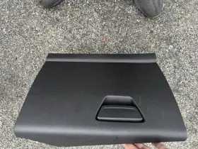6210934 Ford Used Glove Box Fits 2016 Escape Grade A 6210934 Ford Used Glove Box Fits 2016 Escape Grade A