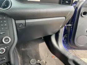 7139982 Ford Used Glove Box Fits 2015 Mustang Grade A 7139982 Ford Used Glove Box Fits 2015 Mustang Grade A