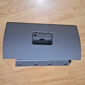 7r3z-63060t10-aa Ford 2009 Mustang Glove Box Dove Gray Oem